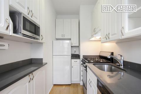 1419 Section Rd, Cincinnati, OH 45237 photo 8