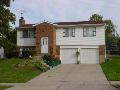 962 Smiley Ave, Forest Park, OH 45240 photo 1