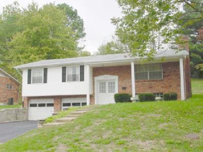 545 Gregory Dr, Batavia, OH 45103 photo 2
