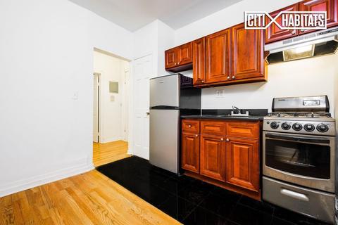 3351 Mchenry Ave, Cincinnati, OH 45225 photo 1