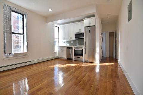 3870 Brigadoon Dr, Cincinnati, OH 45255 photo 2