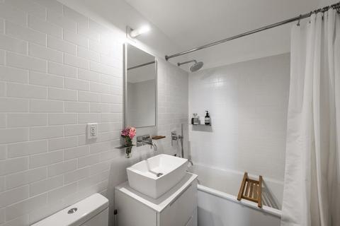 547 Davis Rd #10, Cincinnati, OH 45255 photo 8