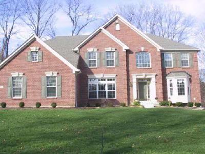 685 Kennecot Ct, Cincinnati, OH 45244 photo 3