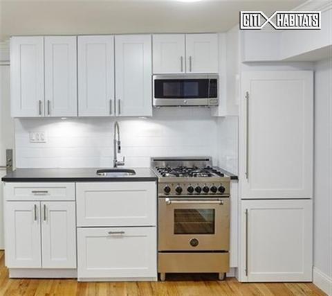 7800 Anthony Wayne Ave, Cincinnati, OH 45216 photo 1