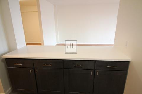 666 Regent Rd, Cincinnati, OH 45245 photo 6