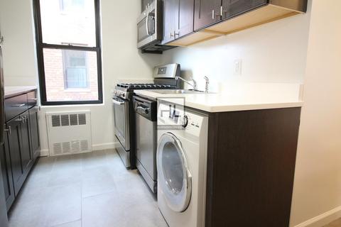 666 Regent Rd, Cincinnati, OH 45245 photo 4