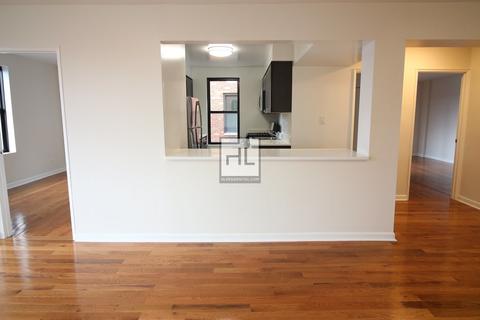 666 Regent Rd, Cincinnati, OH 45245 photo 1