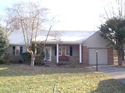 9584 Cooper Ln, Blue Ash, OH 45242 photo 3