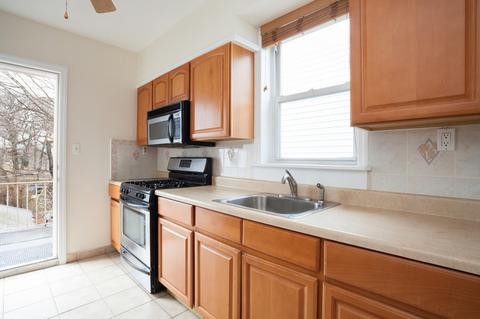 897 Corwin Ave, Hamilton, OH 45015 photo 1
