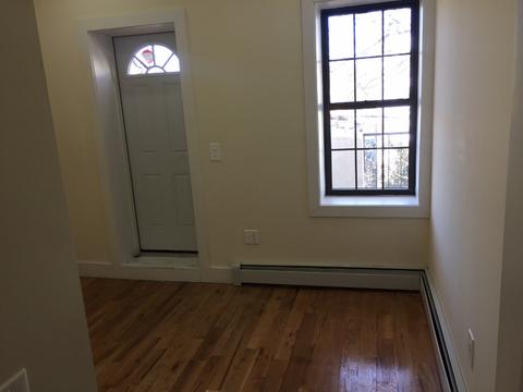 8875 Camargo Rd, Cincinnati, OH 45243 photo 1