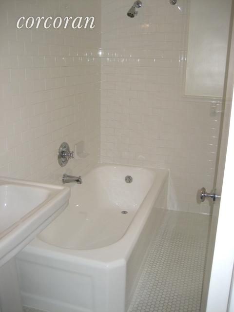 1909 Webman Ct, Cincinnati, OH 45223 photo 9