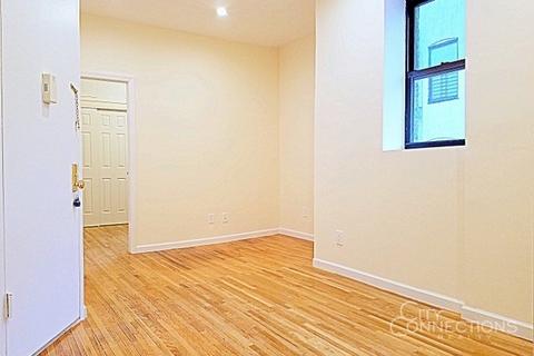 844 Vandyke Ave, Cincinnati, OH 45226 photo 3
