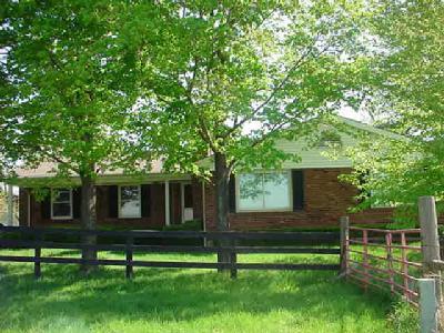 6980 Goodwin Rd, Blanchester, OH 45107 photo 3