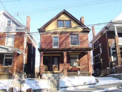 628 Straight St, Cincinnati, OH 45219 photo 3