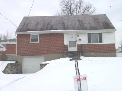 727 Benson St, Reading, OH 45215 photo 1