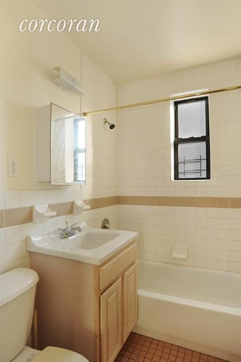 3860 Evers Ave, Cincinnati, OH 45205 photo 5