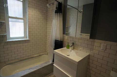 3028 Kerper Ave, Cincinnati, OH 45206 photo 8