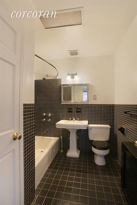 8932 Plainfield Rd, Cincinnati, OH 45236 photo 12