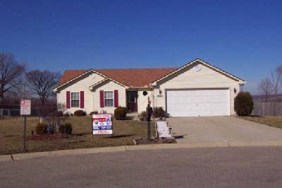 740 Arielle Ct, Monroe, OH 45050 photo 1