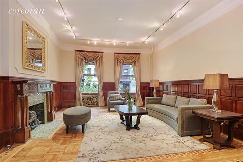 3135 Mchenry Ave, Cincinnati, OH 45211 photo 4