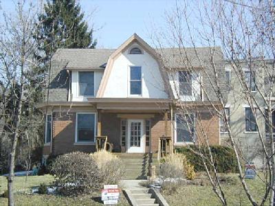 672 Riddle Rd, Cincinnati, OH 45220 photo 2