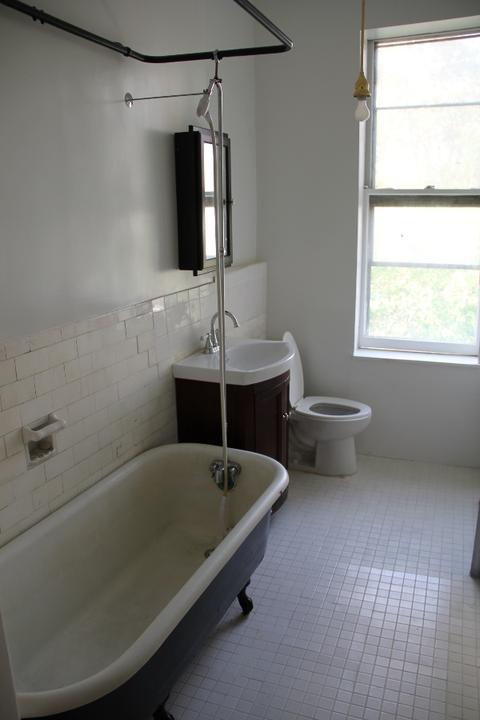 1048 Schiff Ave, Cincinnati, OH 45205 photo 5