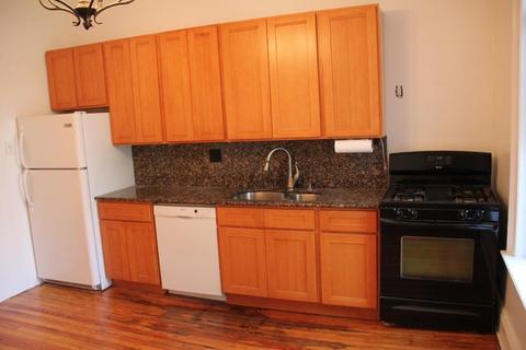 1048 Schiff Ave, Cincinnati, OH 45205 photo 2