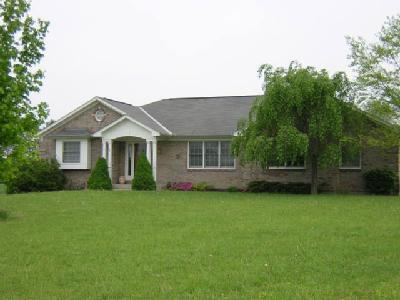 1901 Chardonnay Dr, Morrow, OH 45152 photo 1