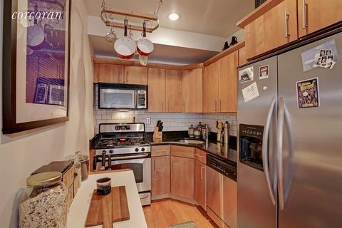 211 Peete St, Cincinnati, OH 45202 photo 7