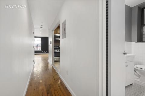 657 Arlington Dr, Cincinnati, OH 45244 photo 4
