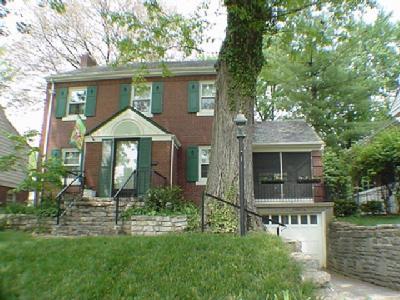3264 Lambert Pl, Cincinnati, OH 45208 photo 2