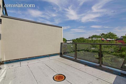 3475 Cornell Pl, Cincinnati, OH 45220 photo 8