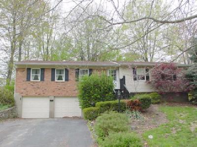 3979 Benjamin St, Cincinnati, OH 45245 photo 2