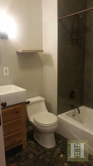 648 Wayne St, Cincinnati, OH 45206 photo 8