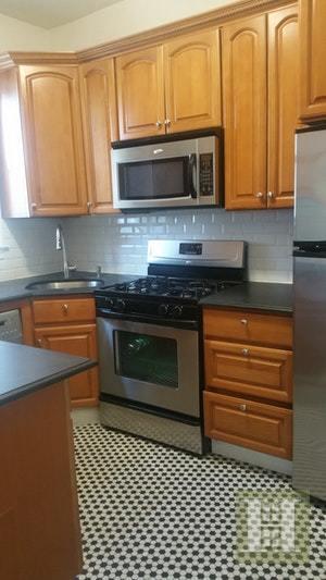 648 Wayne St, Cincinnati, OH 45206 photo 9