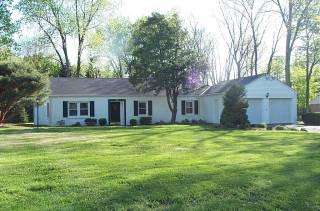 691 Christopal Dr, Cincinnati, OH 45231 photo 3