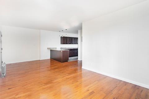 8444 Greenleaf Dr, Cincinnati, OH 45255 photo 5