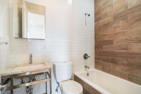 113 Central Ave, Blanchester, OH 45107 photo 6