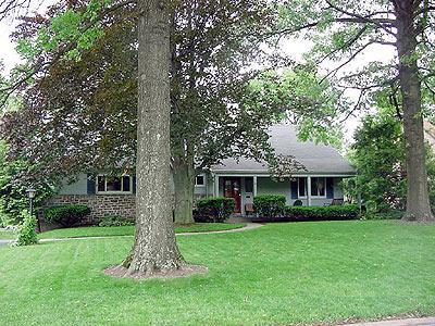 921 Timber Trl, Cincinnati, OH 45224 photo 1