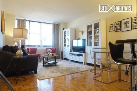 2914 Mignon Ave, Cincinnati, OH 45211 photo 1
