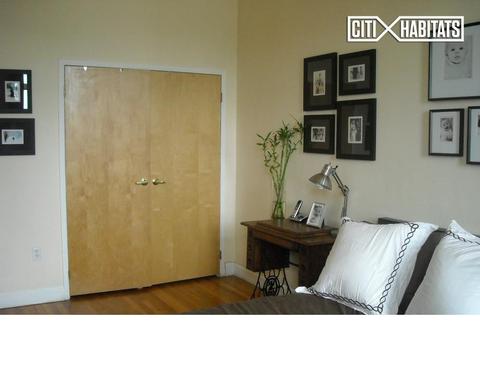 2811 Glendora Ave, Cincinnati, OH 45219 photo 5