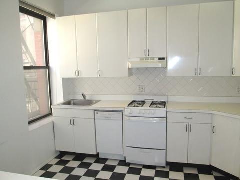4826 Simpson Ave, Cincinnati, OH 45227 photo 4