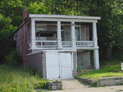 2360 Riverside Dr, Cincinnati, OH 45202 photo 1