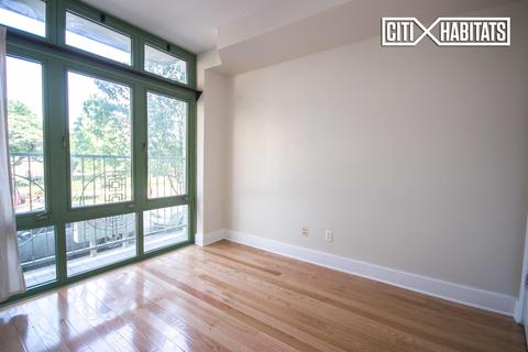 6080 Yosemite Dr, Cincinnati, OH 45237 photo 4