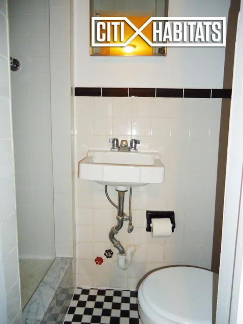252 Warner St, Cincinnati, OH 45219 photo 4
