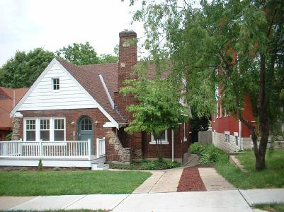 2916 Mignon Ave, Cincinnati, OH 45211 photo 3