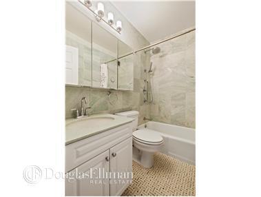 559 Libbejo Dr, Cincinnati, OH 45233 photo 5
