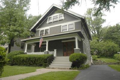 3 Hedgerow Ln, Cincinnati, OH 45220 photo 3