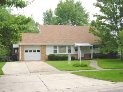 30 Hadley Rd, Greenhills, OH 45218 photo 1