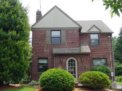 3107 Pershing Ct, Cincinnati, OH 45211 photo 3